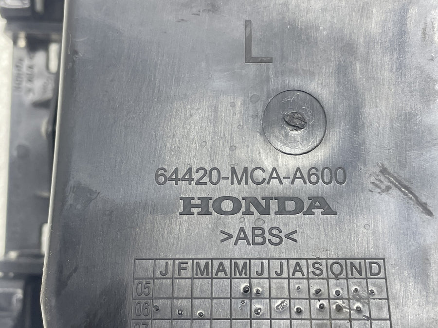 06-10 HONDA GOLDWING 1800 GL1800 FRONT LEFT STORAGE LUGGAGE COMPARTMENT POCKET