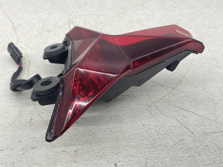 19-23 KAWASAKI NINJA ZX6R ZX636 REAR TAIL TAILLIGHT BACK BRAKE LIGHT