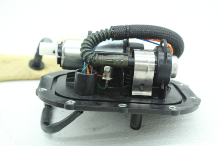 15-17 VICTORY GUNNER FUEL GAS PUMP 2521169 D