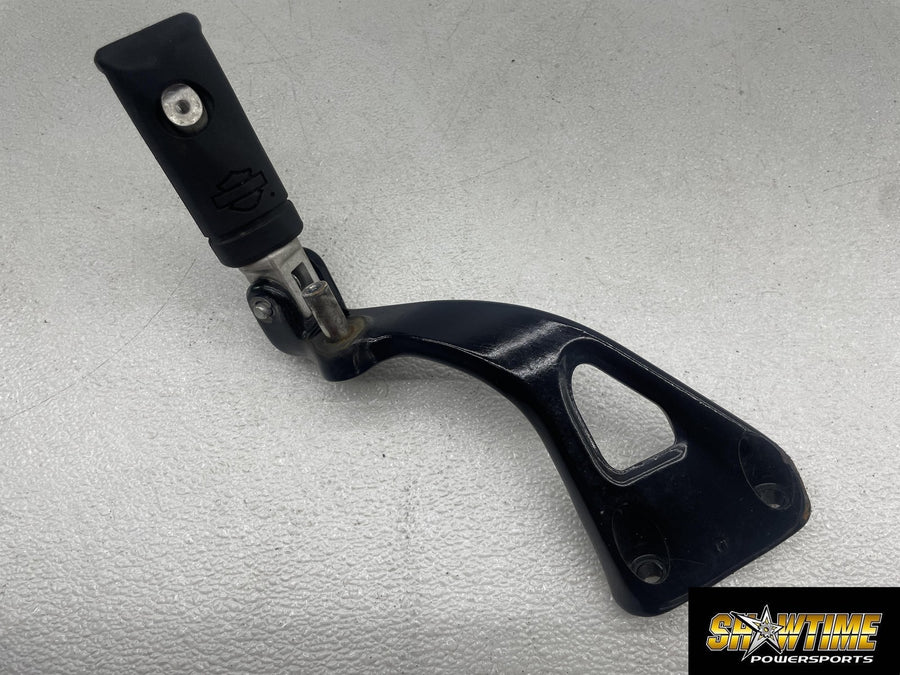 20-24 HARLEY-DAVIDSON SOFTAIL STANDARD FXST RIGHT FRONT FOOT REST PEG STEP