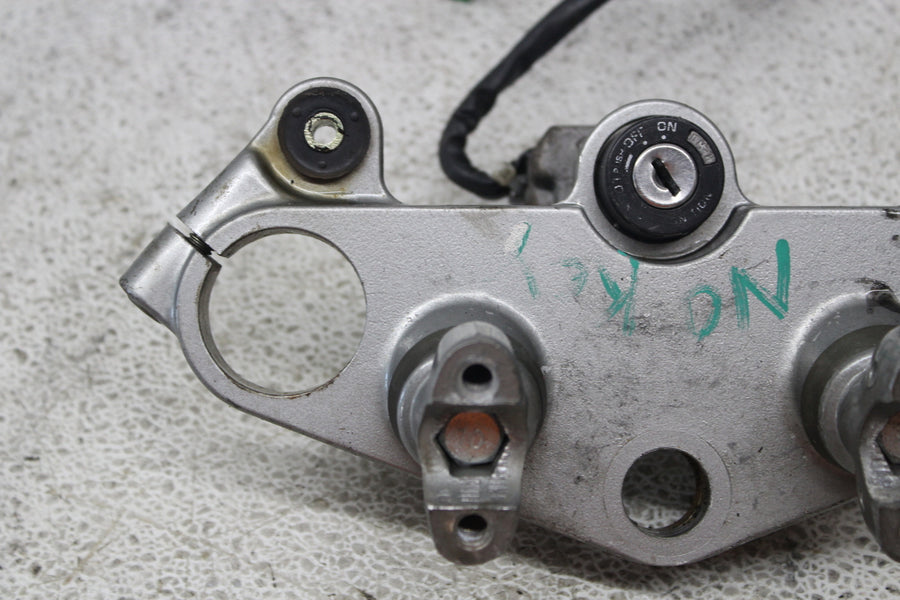 1993 SUZUKI VX800 FORKS UPPER TRIPLE TREE CLAMP