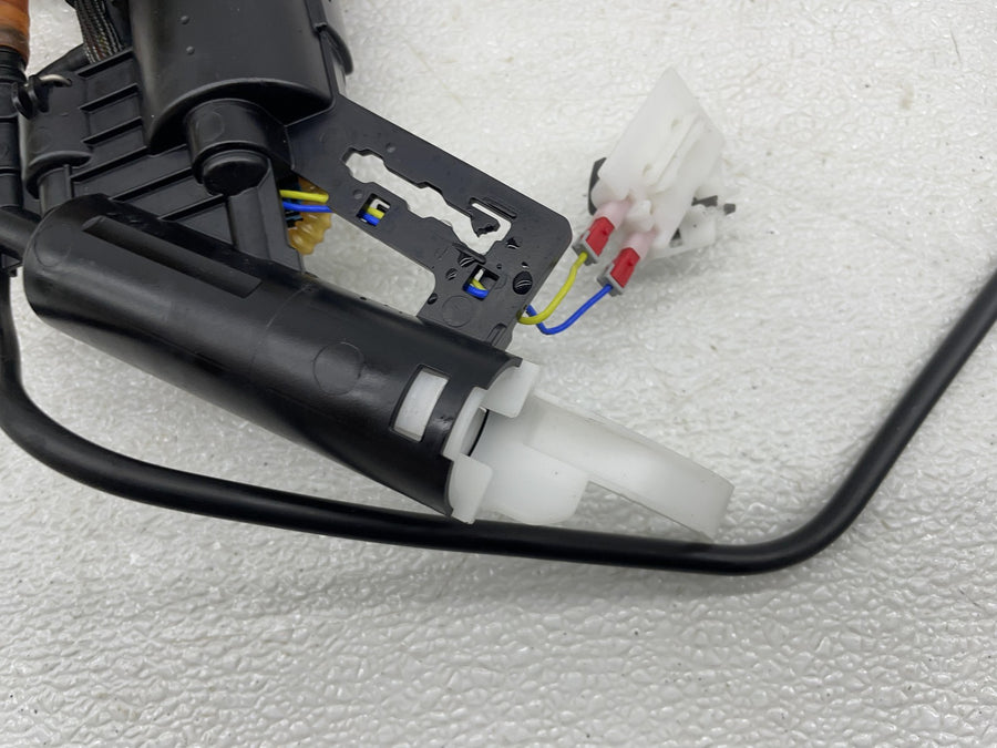 24-26 HARLEY-DAVIDSON STREET GLIDE FLHX FUEL GAS PUMP