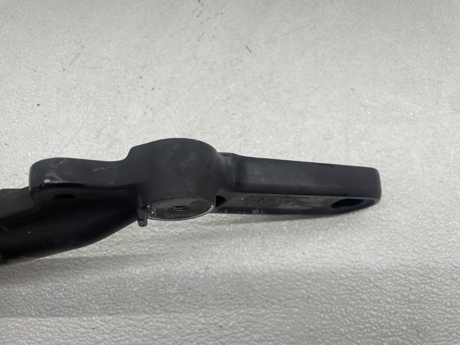 20-24 HARLEY-DAVIDSON SOFTAIL STANDARD FXST EXHAUST MOUNT BRACKET
