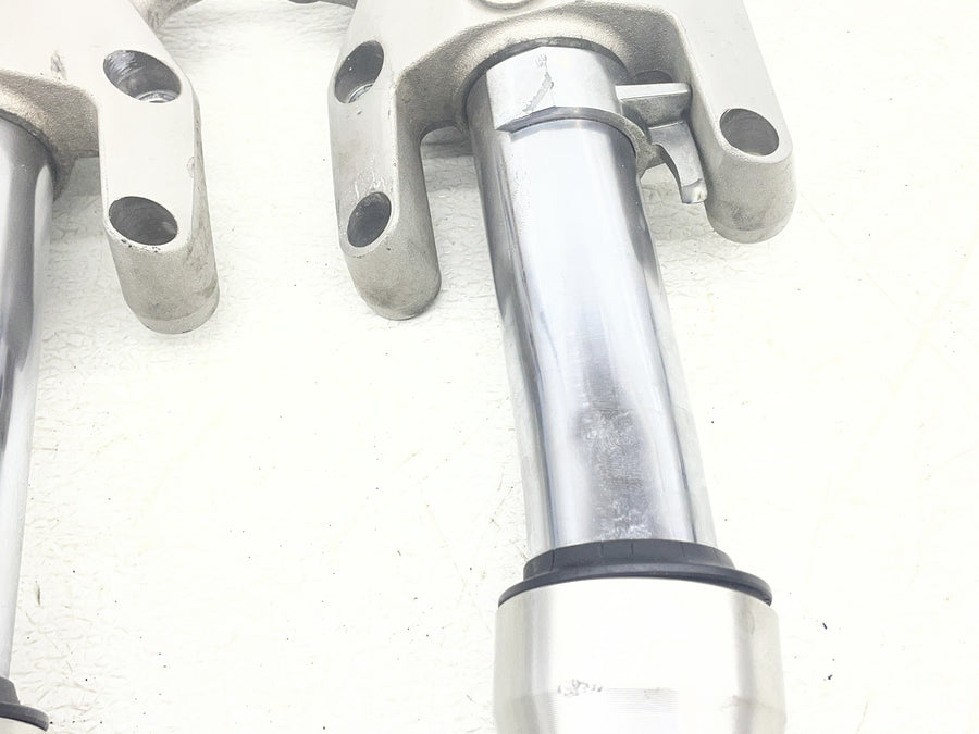 12-17 VICTORY CROSS COUNTRY TOUR FRONT FORKS SHOCK SUSPENSION SET PAIR
