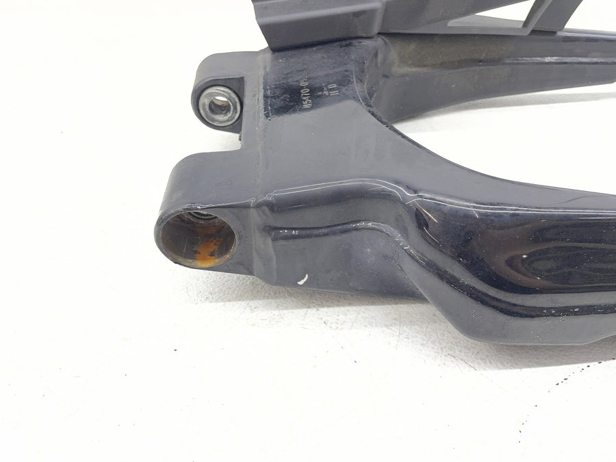 07-11 HARLEY-DAVIDSON ELECTRA GLIDE ULTRA CLASSIC FLHTCU REAR SWINGARM