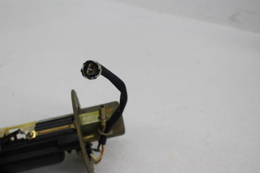 04-05 SUZUKI GSXR600 GSXR 600 FUEL PUMP GAS PETROL SENDER UNIT 15100-29G00