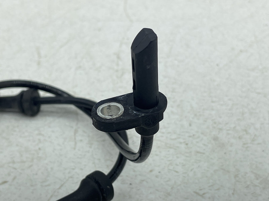 19 POLARIS SLINGSHOT SL FRONT WHEEL RIGHT SPEED SPEEDOMETER SENSOR 0265009348