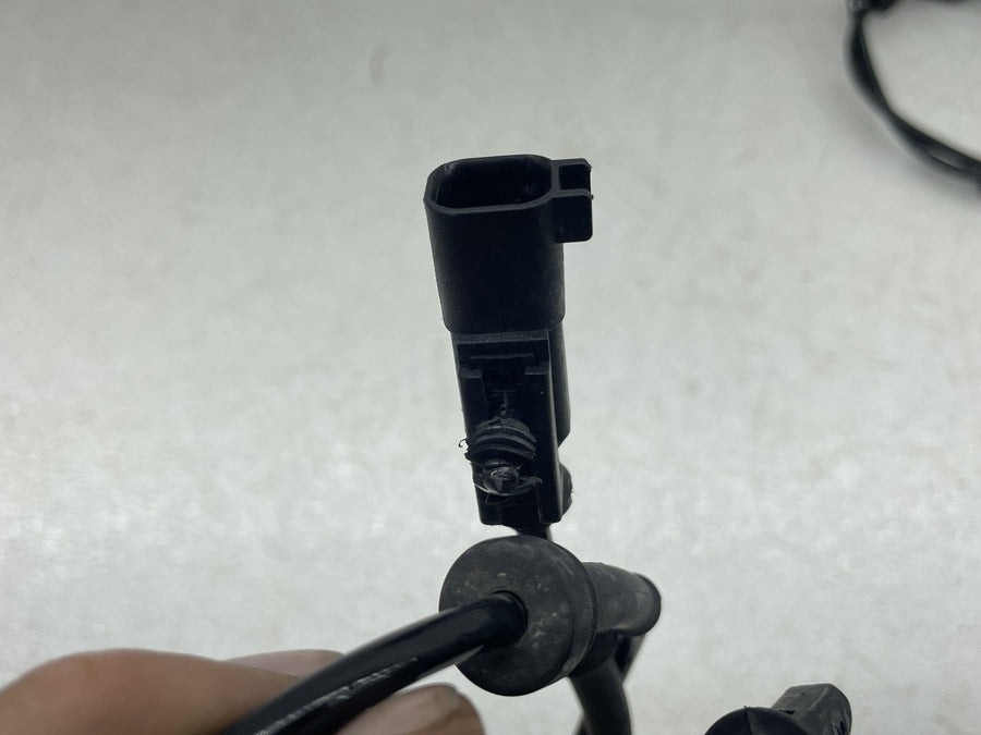 19 POLARIS SLINGSHOT SL FRONT LEFT WHEEL SPEED SPEEDOMETER SENSOR 0265009348