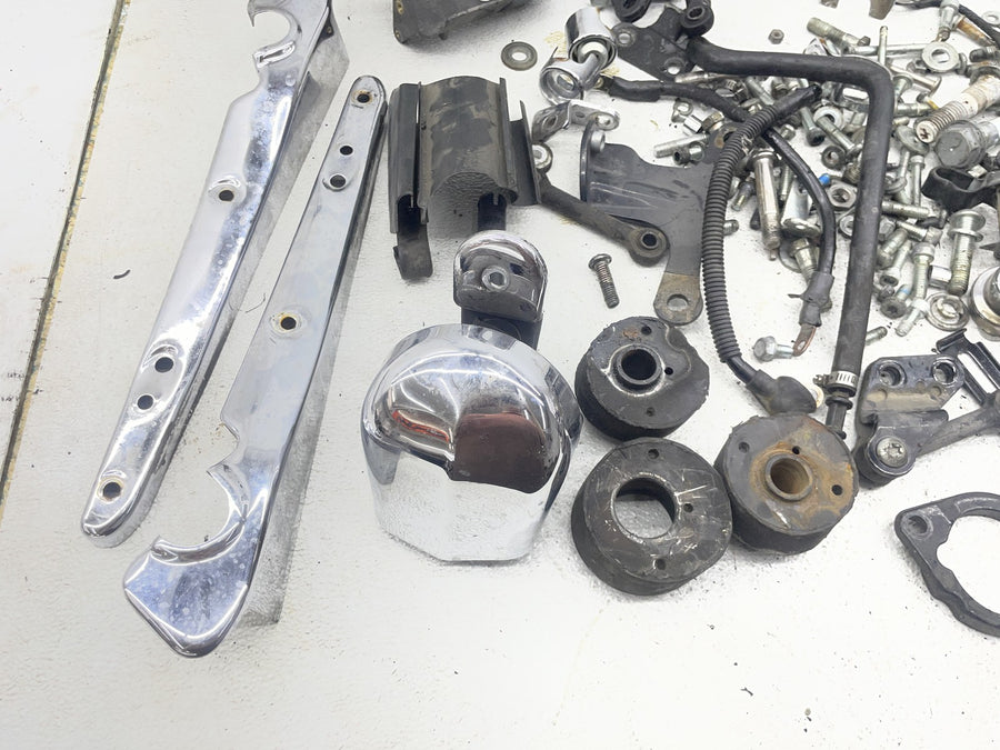 07-11 HARLEY-DAVIDSON SPORTSTER 1200 XL1200C PARTS HARDWARE LOT