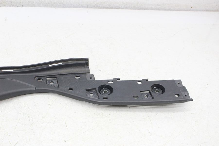 03-06 SUZUKI BURGMAN 400 AN400 LEFT RIGHT LOWER LEG FOOT BOARDS COVERS