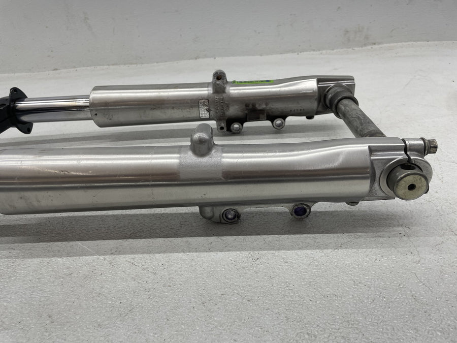 07-11 HARLEY-DAVIDSON ELECTRA GLIDE ULTRA CLASSIC FLHTCU FRONT FORKS COMPLETE
