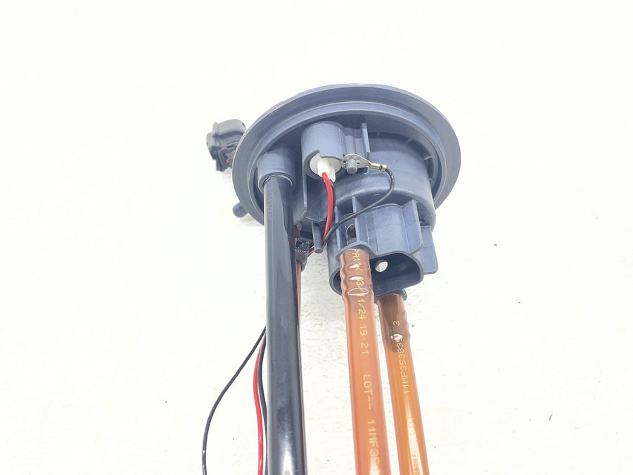 25-26 HARLEY-DAVIDSON NIGHTSTER RH975 FUEL GAS PUMP 61200075