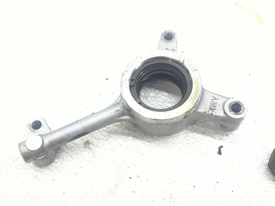 98-01 YAMAHA GRIZZLY 600 YFM600 ENGINE PARTS HARDWARE BRACKET BALANCE GEAR CHAIN
