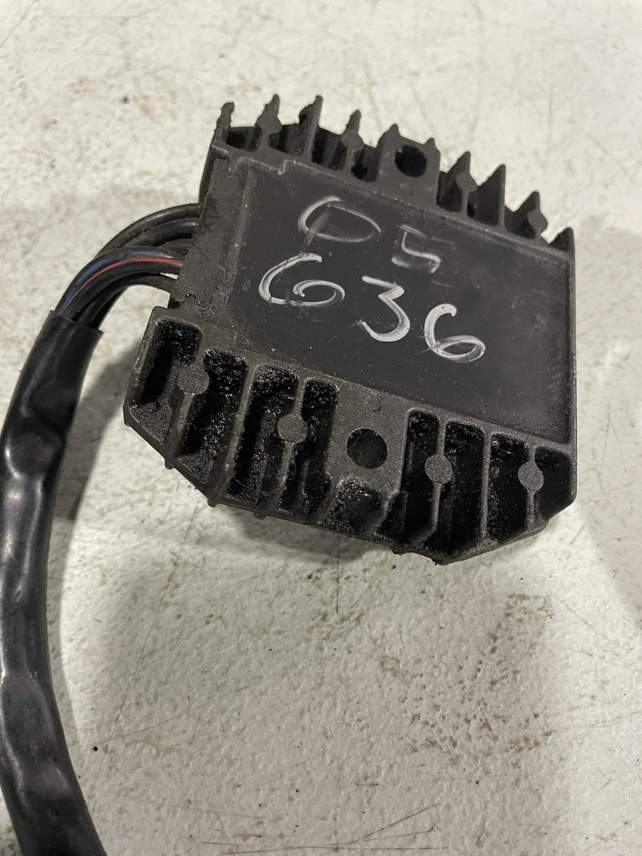 05-06 KAWASAKI NINJA ZX6R ZX636C RECTIFIER VOLTAGE REGULATOR