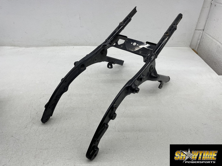 07-11 HARLEY-DAVIDSON ROAD KING CLASSIC FLHRC REAR BACK FENDER SUPPORT SUBFRAME