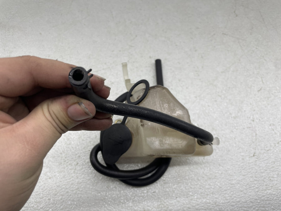 17-23 HARLEY-DAVIDSON ELECTRA GLIDE ULTRA LIMITED FLHTK COOLANT BOTTLE TANK