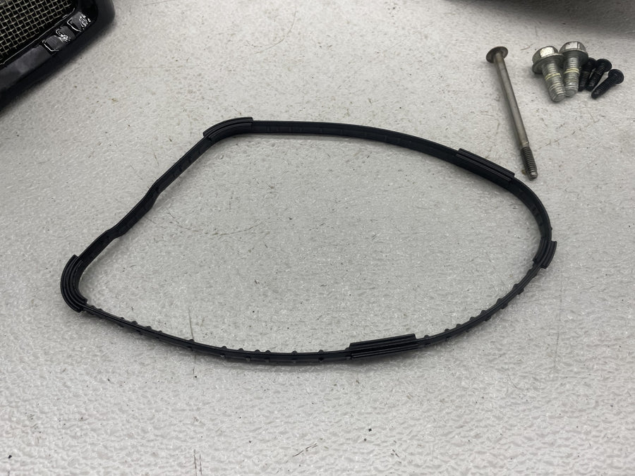 24-26 HARLEY-DAVIDSON ROAD GLIDE FLTRX AIR CLEANER FILTER BOX