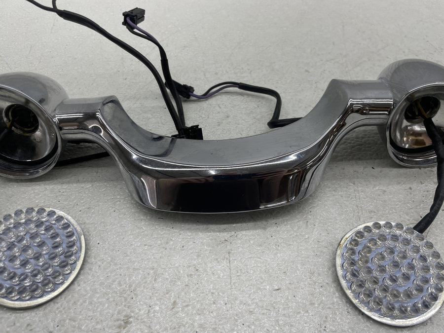 07-11 HARLEY-DAVIDSON STREET GLIDE FLHX REAR BACK TURN SIGNAL BAR MOUNT BRACKET