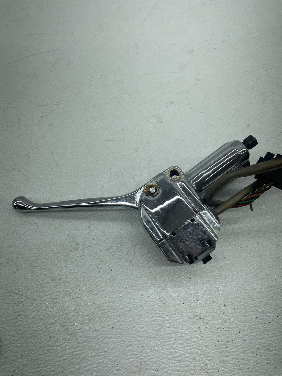 81 HARLEY-DAVIDSON TOUR GLIDE FLT FRONT BRAKE MASTER CYLINDER ON OFF KILL SWITCH
