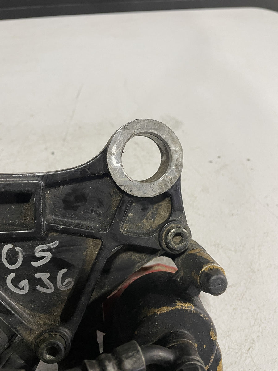 05-06 KAWASAKI NINJA ZX6R ZX636C REAR BACK BRAKE CALIPER W MOUNT BRACKET