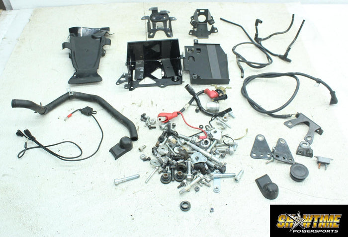 15-17 VICTORY GUNNER PARTS HARDWARE TAIL FAIRING BATTERY BOX MOUNT BRACKET