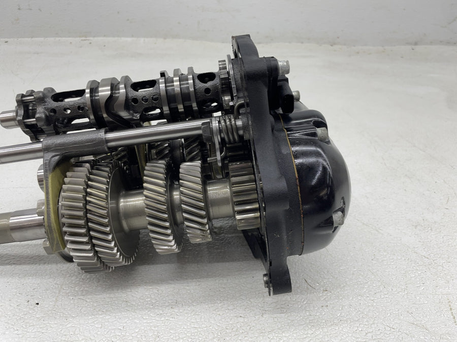 24-26 HARLEY-DAVIDSON STREET GLIDE FLHX M8 117CI ENGINE TRANSMISSION GEARS