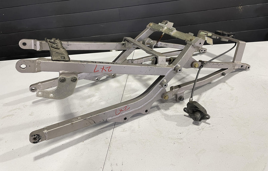 93-95 KAWASAKI NINJA ZX7R REAR BACK TAIL SUBFRAME SUB FRAME
