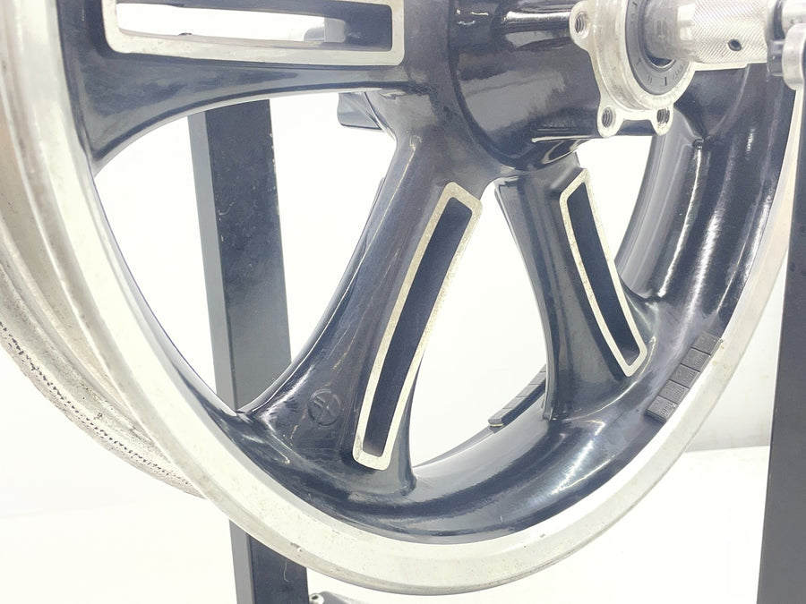 12-17 VICTORY CROSS COUNTRY TOUR FRONT WHEEL RIM