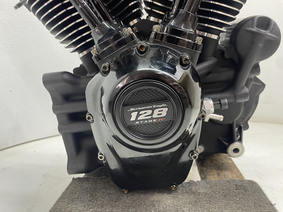 18-24 HARLEY-DAVIDSON SPORT GLIDE FLSB SCREAMIN' EAGLE 128CI M8 ENGINE NICE 13K