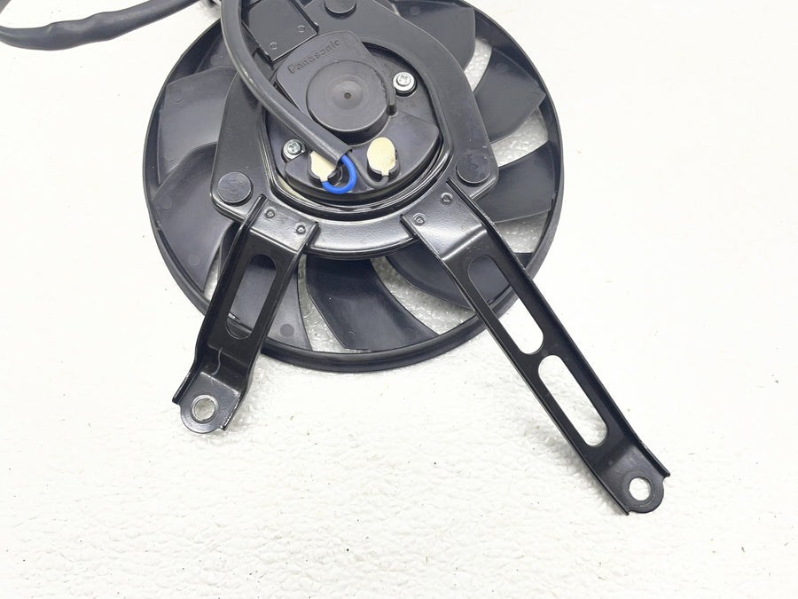 18-21 YAMAHA MT-10 ENGINE LEFT RIGHT RADIATOR COOLING FANS SET PAIR