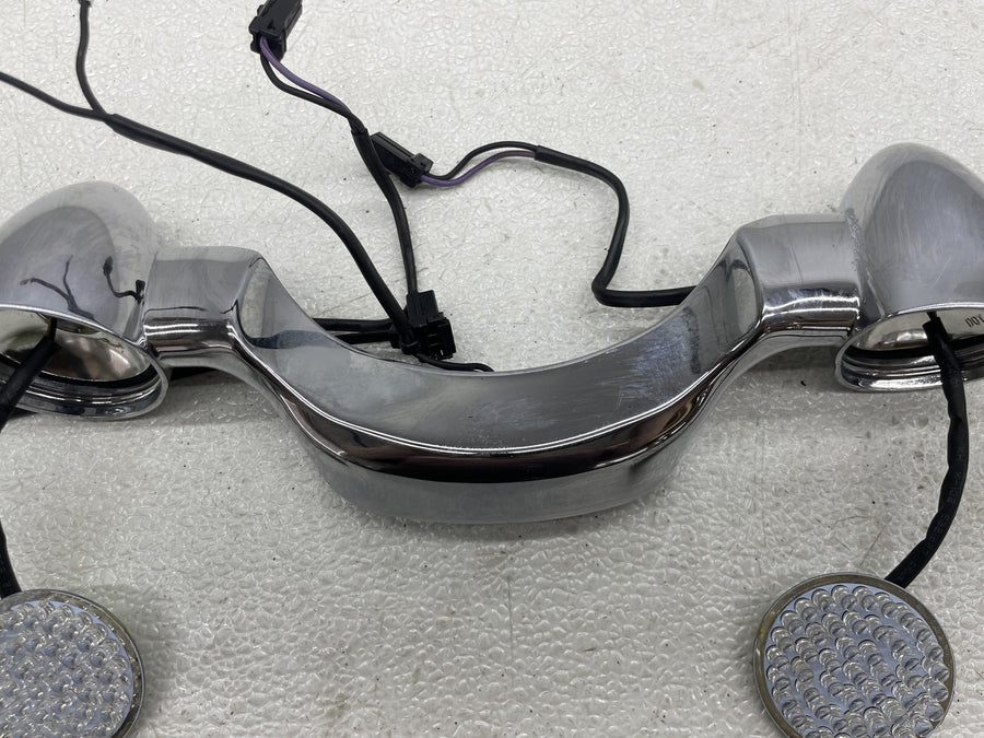 07-11 HARLEY-DAVIDSON STREET GLIDE FLHX REAR BACK TURN SIGNAL BAR MOUNT BRACKET
