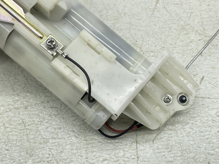 15-21 KAWASAKI VERSYS 650 KLE650 FUEL PUMP GAS PETROL SENDER UNIT 49040-0737
