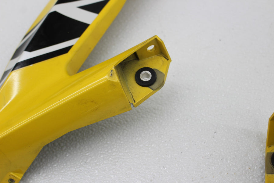 06-07 YAMAHA YZF R6 RIGHT FRONT UPPER MID SIDE FAIRING COWL PLASTIC