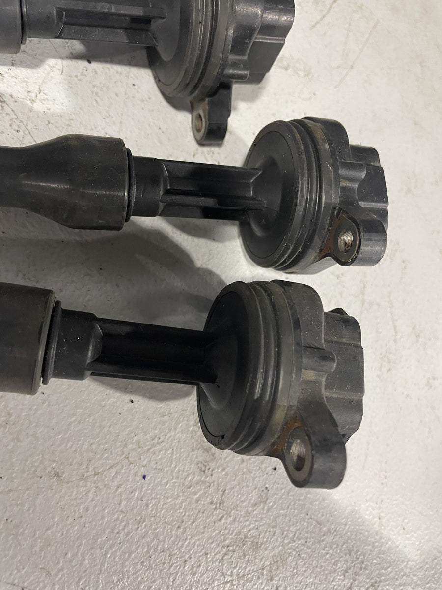 2001 TRIUMPH SPRINT RS IGNITION COILS COIL SPARK PLUG CAPS