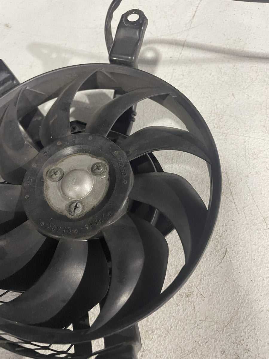 02-05 KAWASAKI NINJA ZX12R RIGHT ENGINE RADIATOR COOLING FAN MOTOR