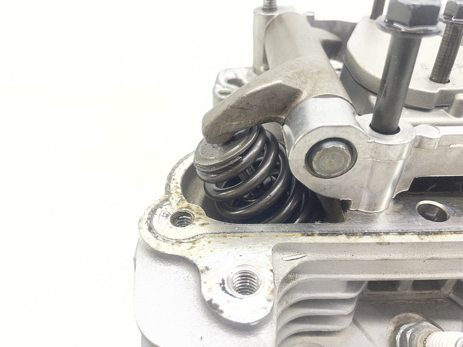 01-06 HARLEY-DAVIDSON SOFTAIL STANDARD FXSTI ENGINE REAR TOP END CYLINDER HEAD