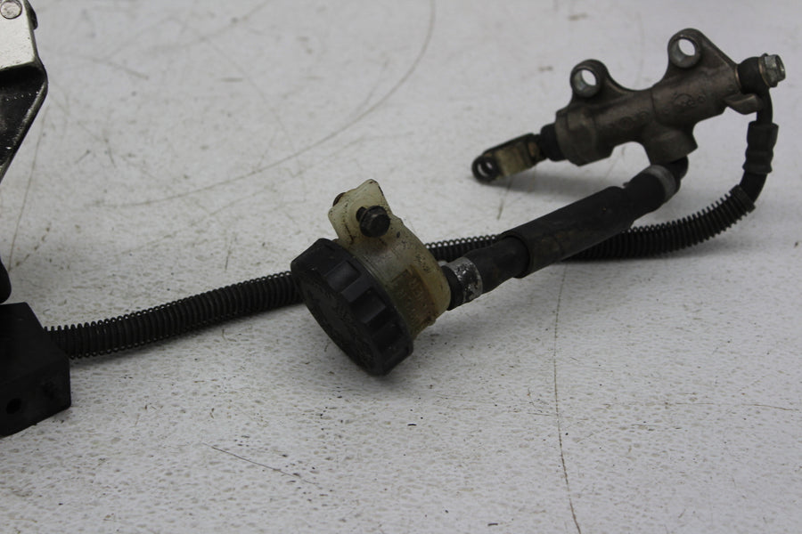 1998 KAWASAKI NINJA ZX6 ZX600E REAR BRAKE CALIPER MASTER BRACKET