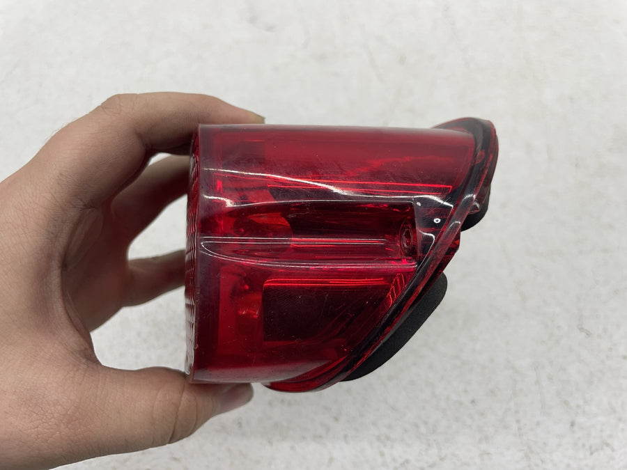 06-11 HARLEY-DAVIDSON DYNA STREET BOB FXDBI TAILLIGHT REAR TAIL BRAKE LIGHT