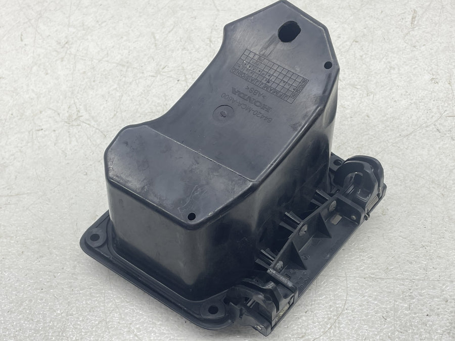 06-10 HONDA GOLDWING 1800 GL1800 FRONT LEFT STORAGE LUGGAGE COMPARTMENT POCKET