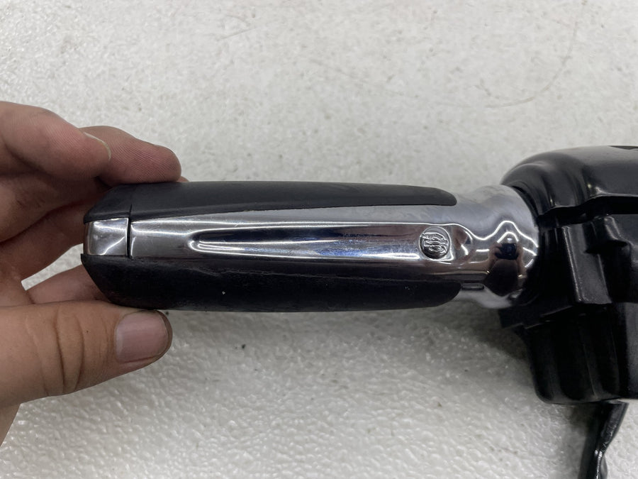 13 HARLEY-DAVIDSON ROAD GLIDE CVO CUSTOM FLTRXSE2 RIGHT CONTROL SWITCH