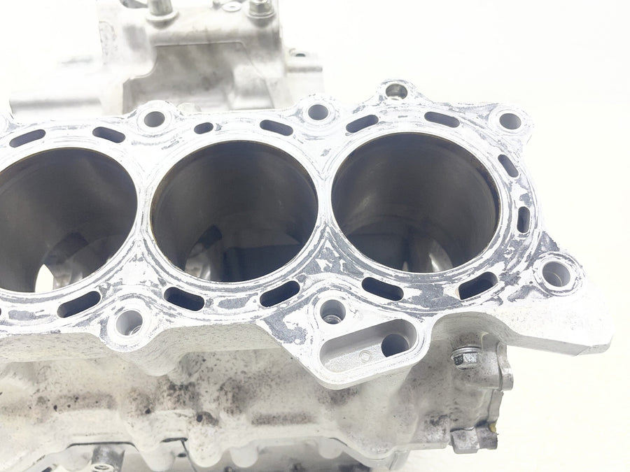 13-18 KAWASAKI NINJA ZX6R 636 ENGINE CRANKCASE CRANK CASE BLOCK CYLINDERS PISTON
