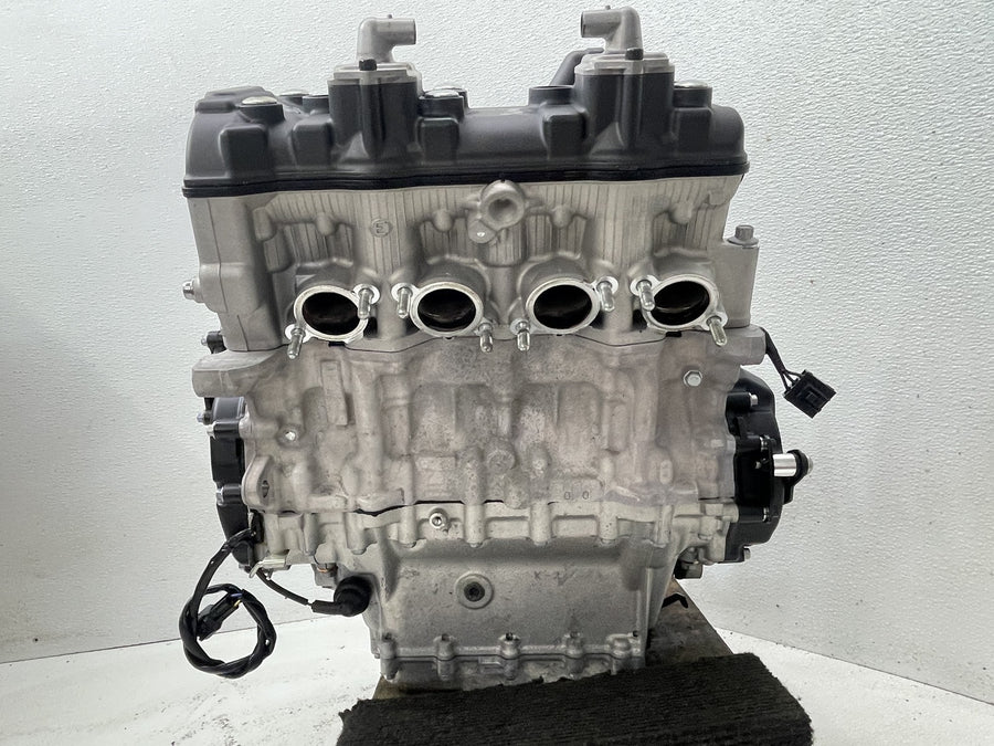 24-26 KAWASAKI NINJA ZX6R ZX636 COMPLETE ENGINE MOTOR CASES RUNS CLEAN NICE!
