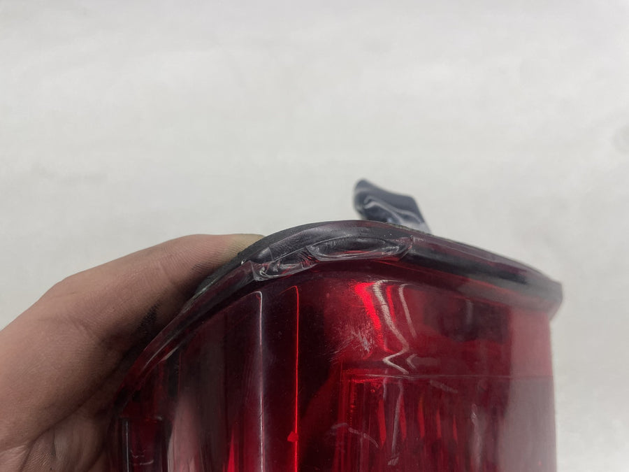 07-11 HARLEY-DAVIDSON ELECTRA GLIDE CLASSIC FLHTC TAILLIGHT REAR BRAKE LIGHT