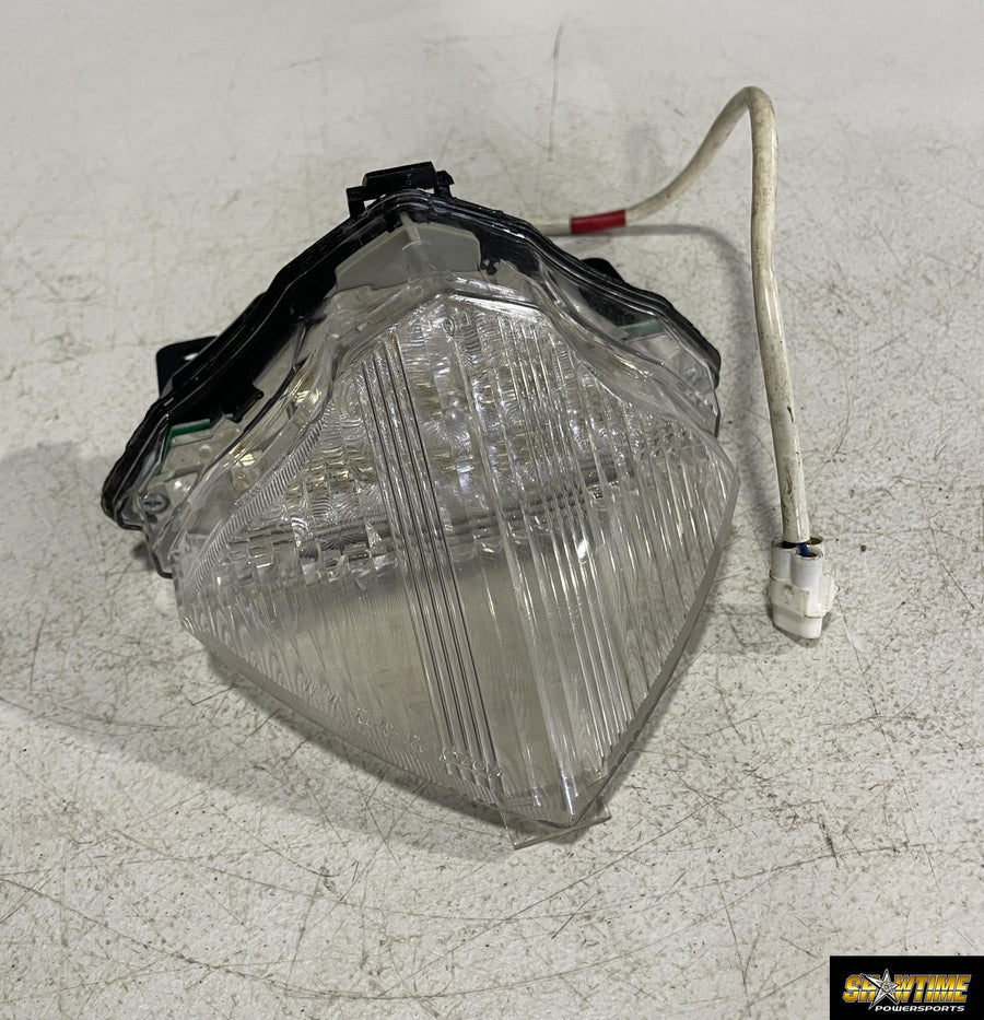 04-06 YAMAHA YZF R1 REAR TAIL TAILLIGHT BACK BRAKE LIGHT 5VY-84710-10-00
