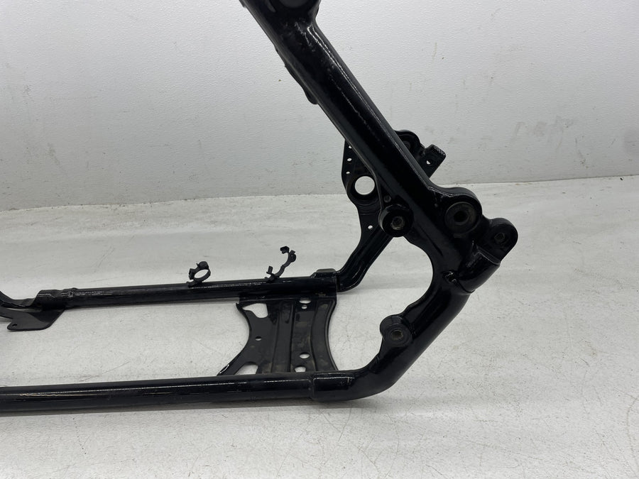 24-26 HARLEY-DAVIDSON ROAD GLIDE FLTRX STPSS35 FRAME CHASSI STRAIGHT