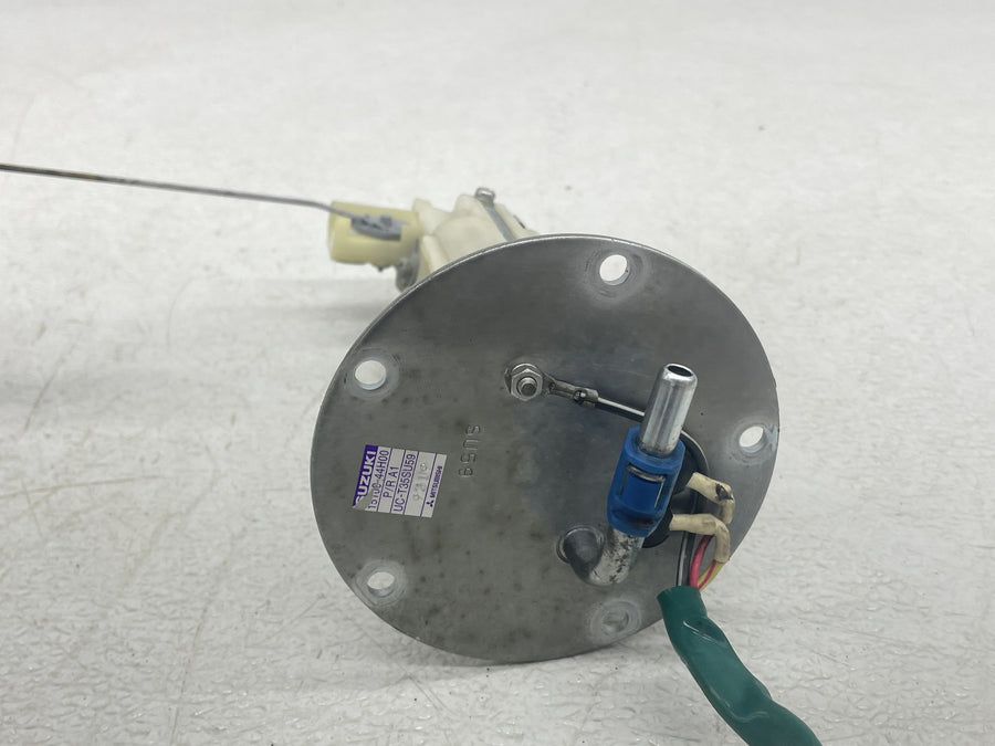 09-15 SUZUKI SFV650 GLADIUS FUEL PUMP GAS PETROL SENDER UNIT