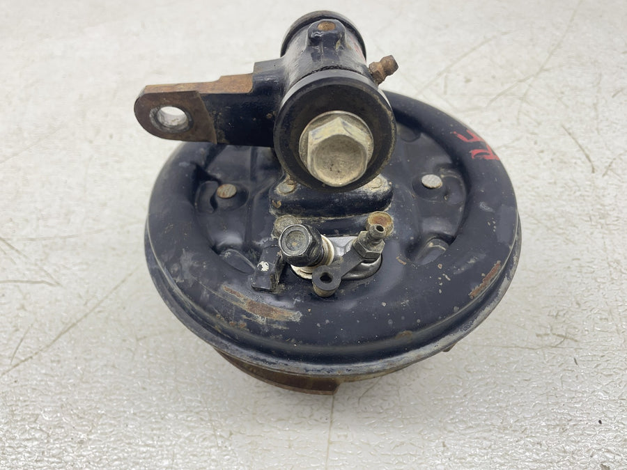 91-96 HONDA FOURTRAX 200 TRX200 TYPE II FRONT RIGHT HUB DRUM SPINDLE KNUCKLE