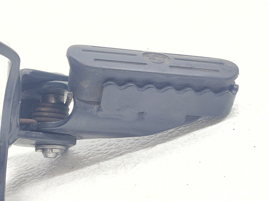 11-15 BMW G650 GS G650GS LEFT RIGHT FRONT FOOT RESTS PEGS STEPS SET PAIR