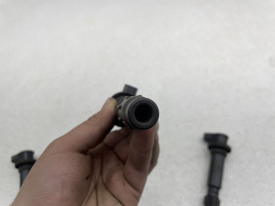 06-07 SUZUKI GSXR600 IGNITION COILS COIL SPARK PLUG CAPS