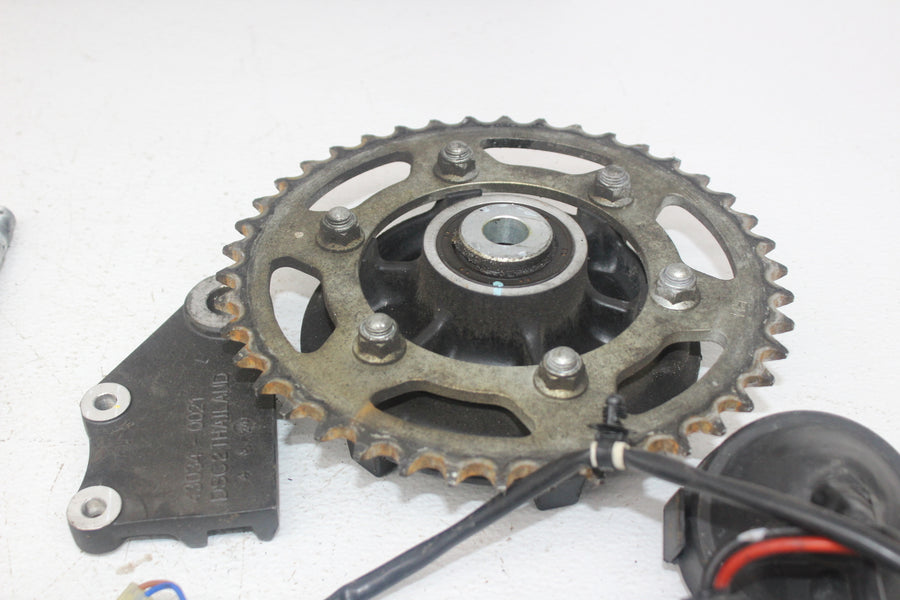 2015 KAWASAKI NINJA 300 EX300A HARDWARE NUTS BOLTS CLIP PEG BALLIST SPROCKET
